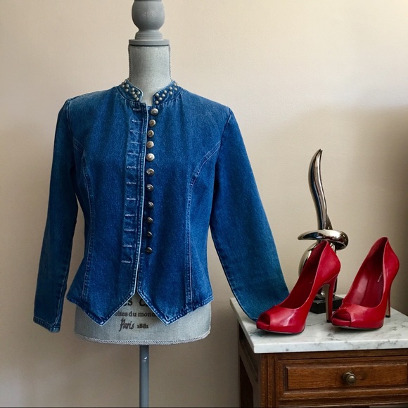 Carol’s Denims Jackets & Blazers - Super Cute 💕Embellished Denim Jacket💕